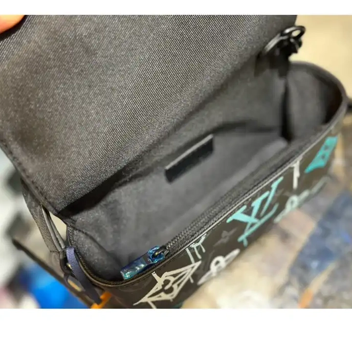 Fashionrep LV Bag 2211YA0005 0512